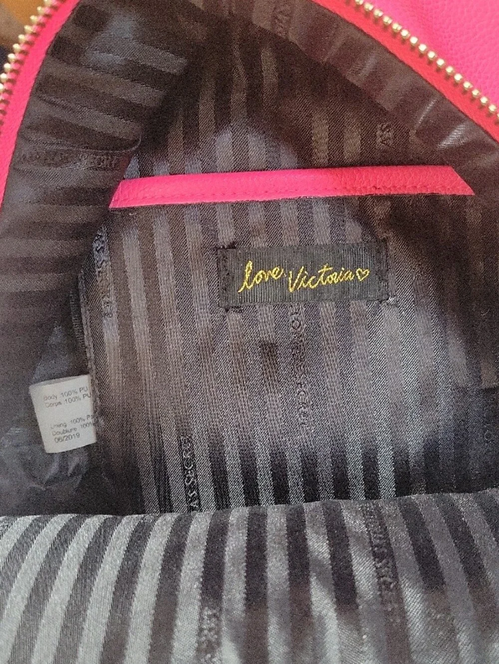 Victoria's Secret Hot Pink Quilted Mini Backpack Lip Patch Safety Pin & Logo - Picture 8 of 12